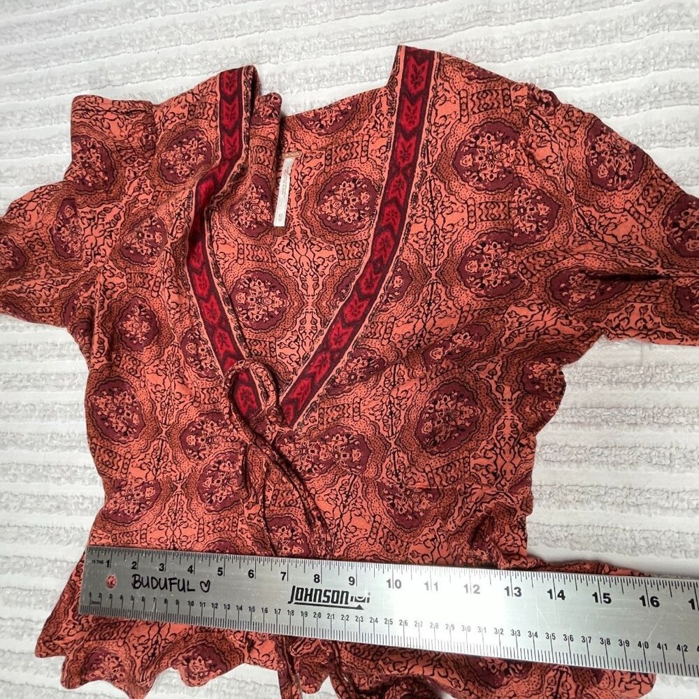 FREE PEOPLE 'time Of Your Life' Tie Front Bell Sleeve Top Blouse XS Coral Combo - Picture 7 of 7